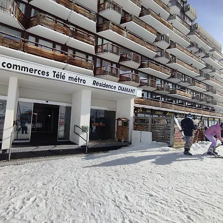 Cosy 2100m Pied Des Pistes-direct To Slopes-ski In Out-la Plagne Aime 2000 Apartment *