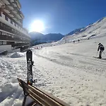 Apartamento Cosy 2100m Pied Des Pistes-direct To Slopes-ski In Out-la Plagne Aime 2000